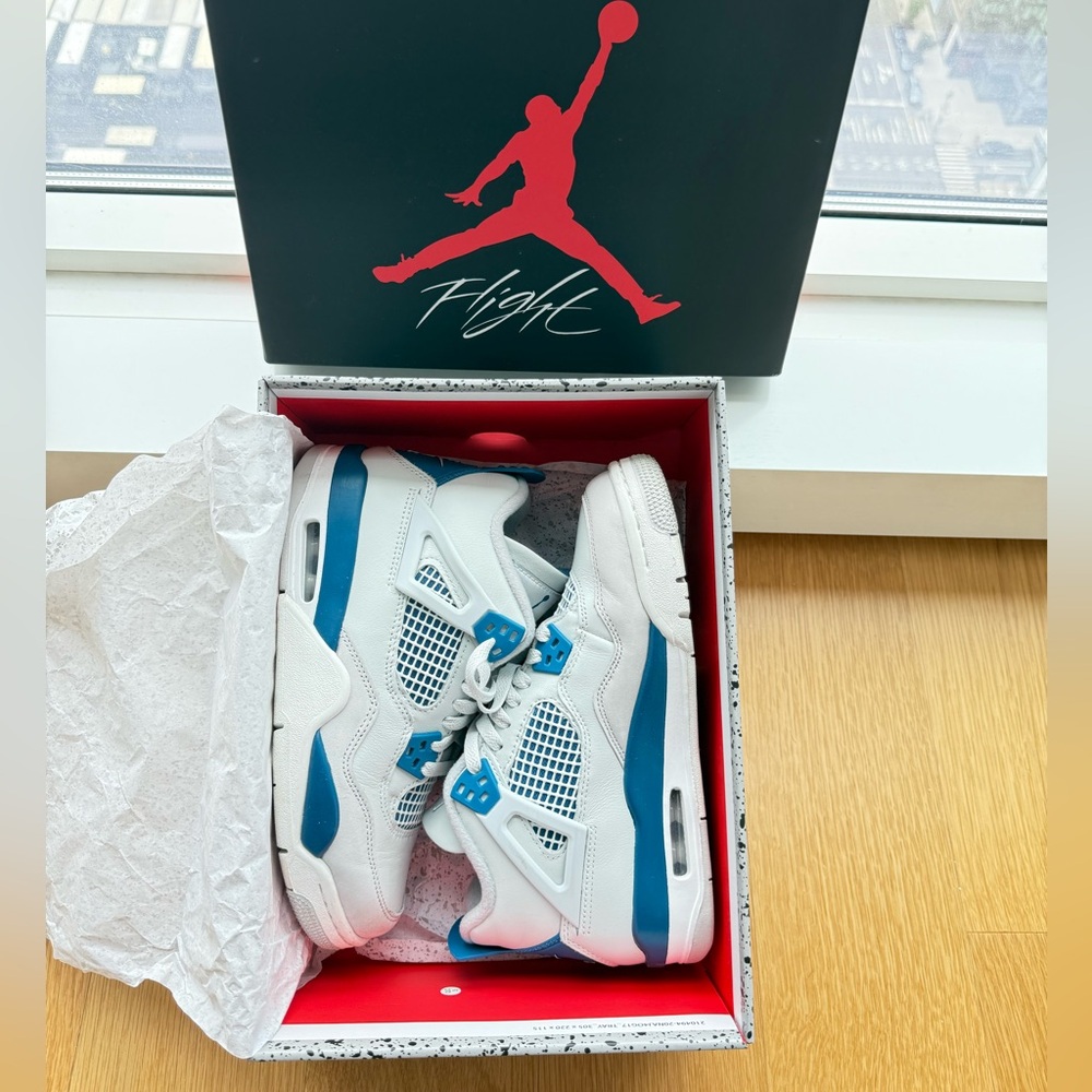 Jordan 4 Retro GS Military Blue